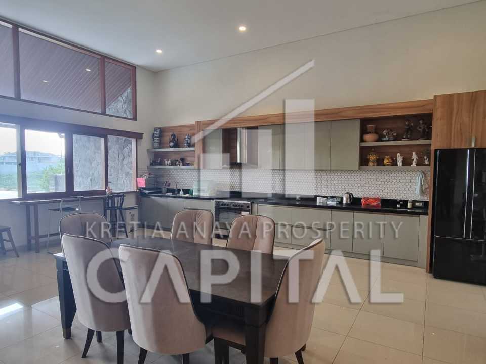 Rumah Sewa Murah Lokasi Kota Baru Parahyangan, Bandung, LB 700m²