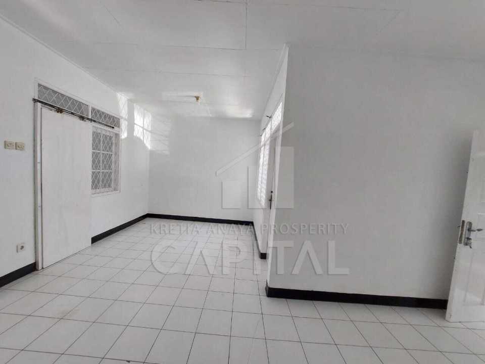 Rumah Sewa Murah Lokasi Arcamanik, Bandung, LB 120m²