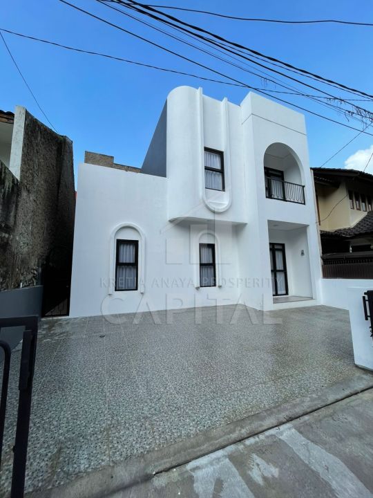 Disewakan Rumah Murah di Setiabudi, Bandung, LT 150m²