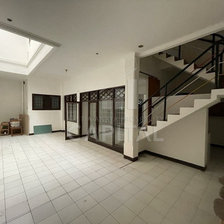 Rumah Sewa Murah Lokasi Antapani, Bandung, LB 500m²