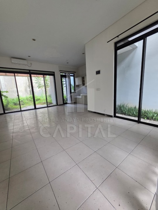 Rumah Minimalis Disewakan di Kota Baru Parahyangan, Bandung, Harga Ekonomis