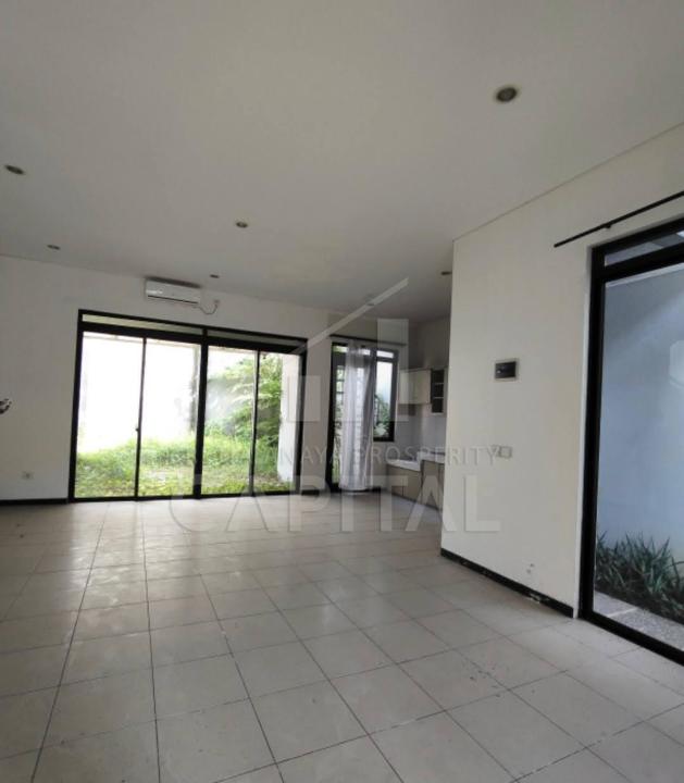 Rumah Minimalis Disewakan di Kota Baru Parahyangan, Bandung, Harga Ekonomis