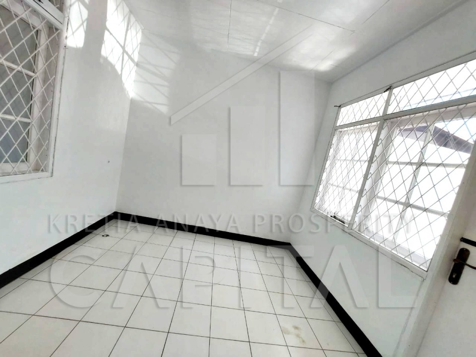Disewakan Rumah Terjangkau di Arcamanik, Bandung, LT 144m²