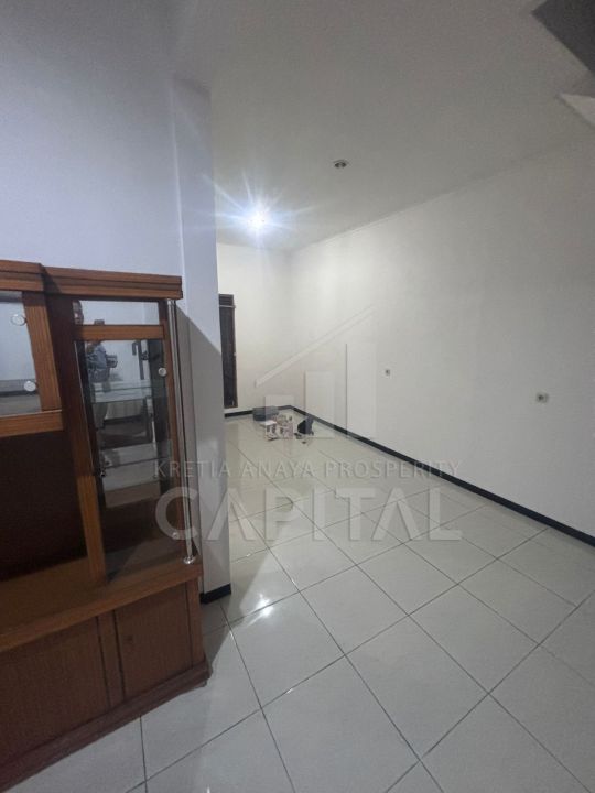 Rumah Sewa Nyaman Lokasi Padalarang, Bandung Barat, LB 120m²