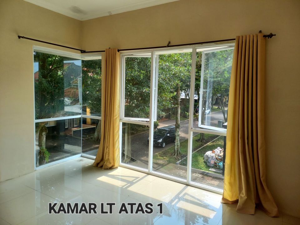 Dikontrakkan Rumah Murah di Kota Baru Parahyangan, Bandung, LT 190m²