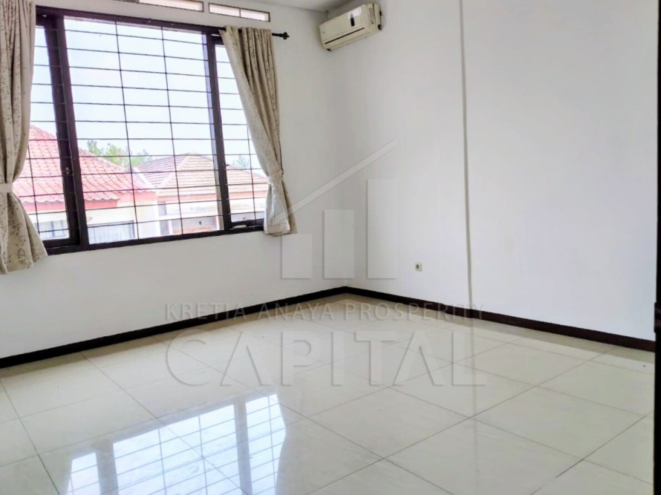Rumah Minimalis Disewakan di Setra Duta, Bandung, Harga Ekonomis