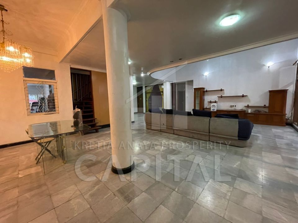 Kontrakan Murah di Pasteur, Bandung, 4 KT, Harga 150 Juta /tahun
