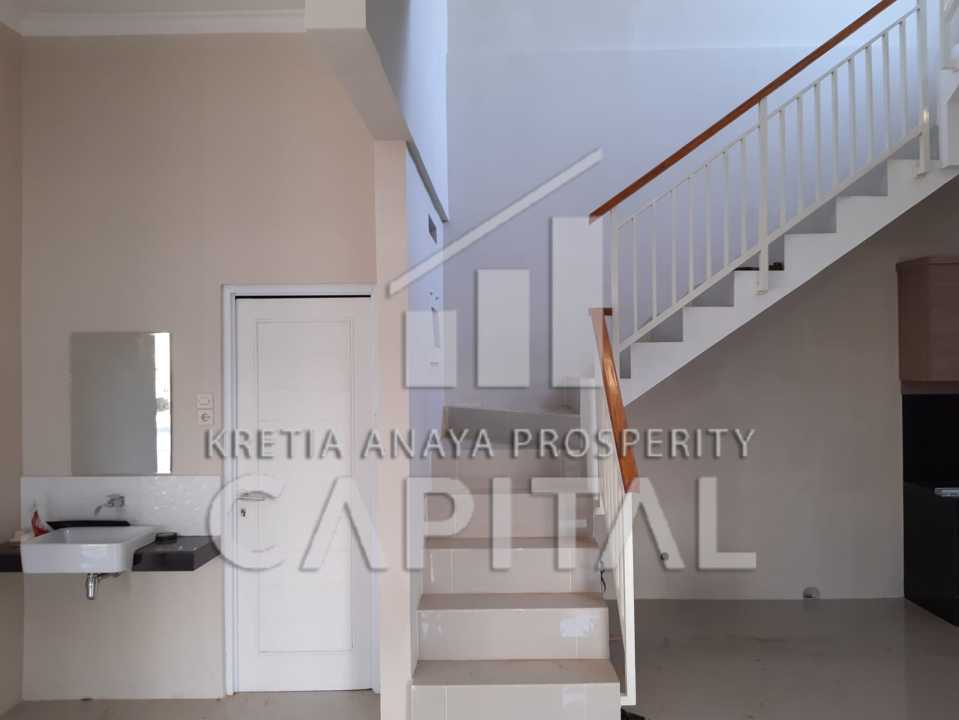 Rumah Sewaan Murah di Kota Baru Parahyangan, Bandung, 4 KT, Harga 100 Juta /tahun
