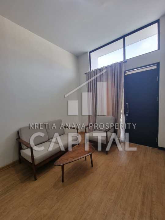 Rumah Sewa Murah Lokasi Kota Baru Parahyangan, Bandung, LB 75m²
