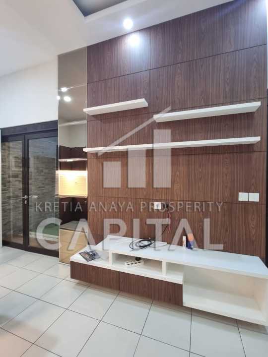Rumah Sewa Nyaman Lokasi Kota Baru Parahyangan, Bandung, LB 70m²