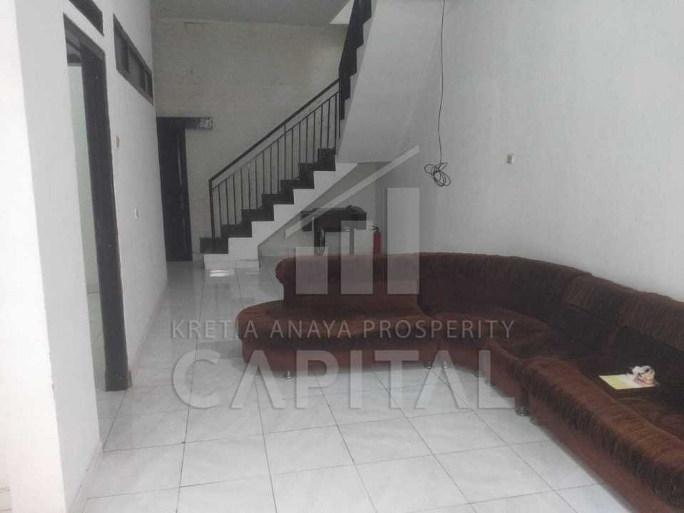 Rumah Sewa Nyaman Lokasi Moch Toha, Bandung, LB 120m²