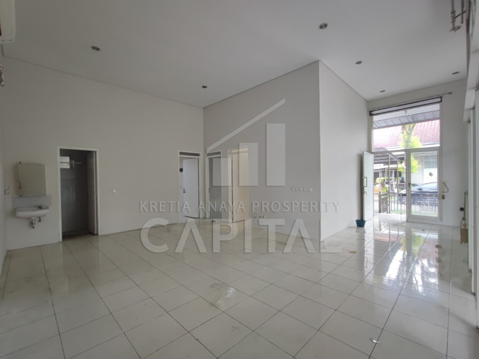 Rumah Minimalis Disewakan di Kota Baru Parahyangan, Bandung, Harga Ekonomis