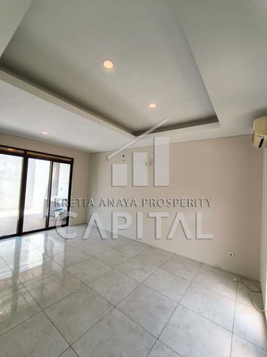 Rumah Minimalis Disewakan di Kota Baru Parahyangan, Bandung, Harga Ekonomis