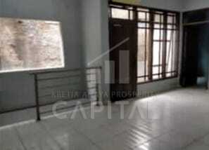 Rumah Sewa Nyaman Lokasi Moch Toha, Bandung, LB 90m²