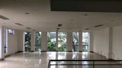 Gedung 4 Lantai & Bangunan Heritage Lokasi Strategis Di Sayap Asia Afrika Cocok Untuk Kantor, Galeri, Resto, Co-working, Atau Boutique Hotel