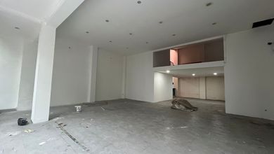 *ruang Usaha Di Sayap Dago