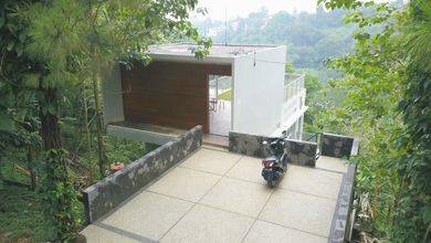 Jual Rumah Bagus Luas 291 m2 di Dago, Bandung