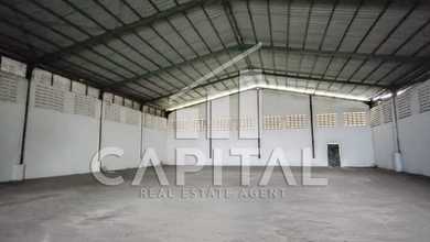 Gudang Bersama Konstruksi Baja , Bersih, Siap Pakai Di Nanjung Kutawaringin