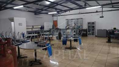 Ruang Usaha di Lembang Cocok untuk Cafe Mbg dan Expedisi