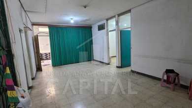 Disewakan Rumah Murah di Babakan Ciparay, Bandung, LT 330m²