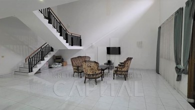 Rumah Prestisius di Kawasan Hegarmanah, Bandung, LB 400m², Harga 14 Miliar