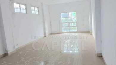 Ruko di Ahmad Yani Kosambi Siap Pakai dengan Lokasi Strategis dan Ramai