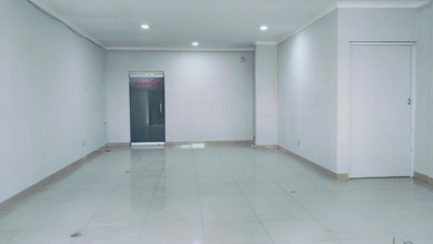Ruko Murah Posisi Ramai Cocok Utk Usaha
