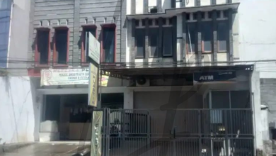 Ruko Posisi Strategis Pusat Kota Cocok untuk Usaha di Kota Garut