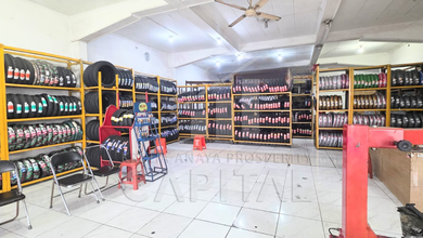 Ruko 2 Lantai Luas dan Strategis Pinggir Jalan di Holis Bandung