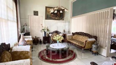 Rumah Area Luxury Riau, Bandung - Harga Terbaik 18,5 Miliar