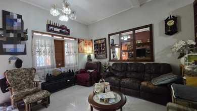 Jual Rumah Strategis di Pondok Hijau, Bandung - LT 144m²