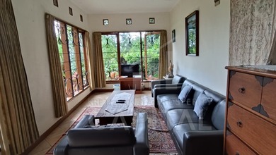Rumah Area Luxury Dago, Bandung - Harga Menarik 3,4 Miliar
