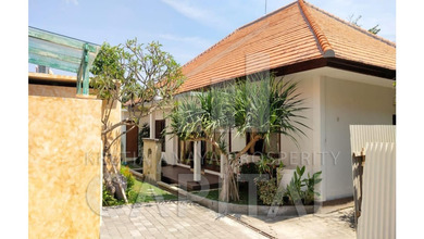 Rumah Elit Luas 484 m2, area Canggu, Badung