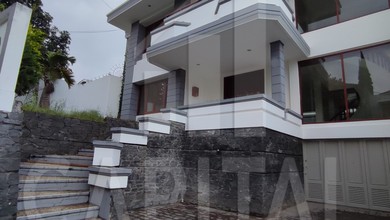 Rumah Elite di Kawasan Setra Murni, Bandung, LB 510m², Harga 5 Miliar