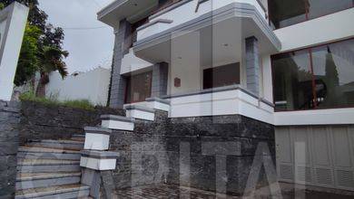 Rumah Sederhana di Pasteur, Bandung, LT 330 m2