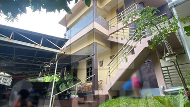 Hunian Elegan di Dago, Bandung, 13 Kamar Tidur, LT 448m²