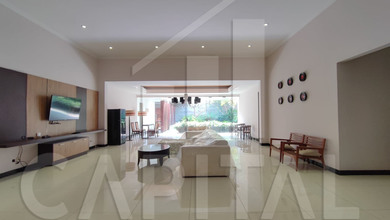 Disewakan Rumah Minimalis Kawasan Kota Baru Parahyangan, Bandung, Luas  500 m2