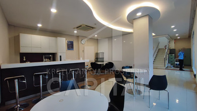 Gedung Komersial Mainroad Dago Cocok untuk Kantor Premium
