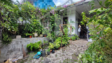 Kesempatan Rumah di Cigadung, Bandung, LB 100m², Harga 1,1 Miliar