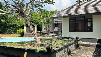 Investasi Emas ! Tanah Bonus Villa Di Nusa Dua, Bali