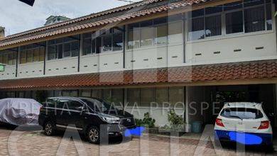 Rumah Modern LT 1000 Jual di Cipaganti, Bandung