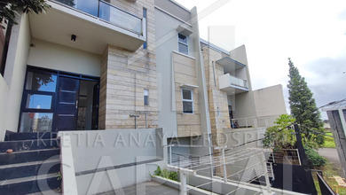 Kesempatan Rumah di Setiabudi, Bandung, LB 263m², Harga 2,27 Miliar