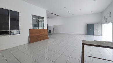 Ruko 2 Lantai di Mainroad Setiabudi, Ideal untuk Kantor & Resto