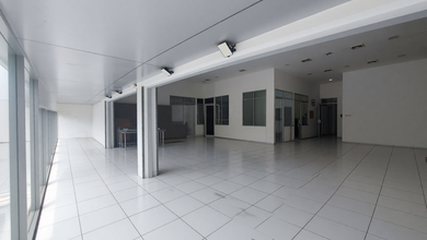 Ruko Mainroad Setiabudi Bandung, LT 420 M² dengan Parkir Luas