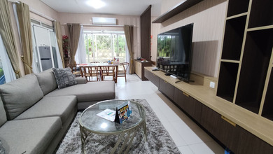 Dijual rumah Mewah di Kota Baru Parahyangan, Bandung - LT 216m²