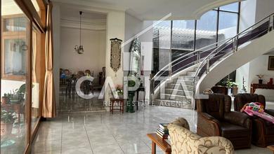 Rumah Area Premium Cipaku, Bandung - Harga Menarik 11 Miliar