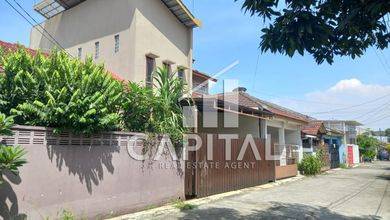 Rumah Modern LT 240 Jual di Taman Kopo Indah, Bandung