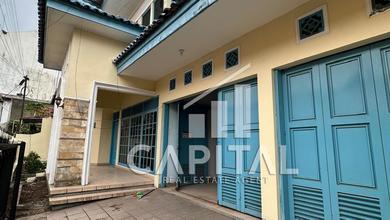 Jual Rumah Eksklusif LT 219 m2 Kawasan Lengkong, Bandung