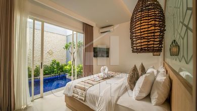 Enjoy and fun staycation with a guaranteed 7 to 8 percent ROI at a beautiful villa in the Uluwatu Pecatu Bali
