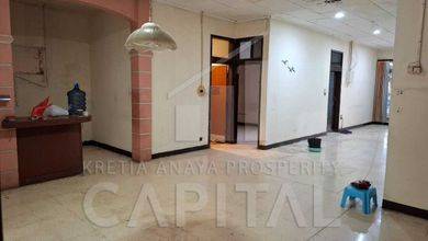 Jual Cepat Rumah Elit area Bojongloa Kidul, Bandung, Luas 235 m2